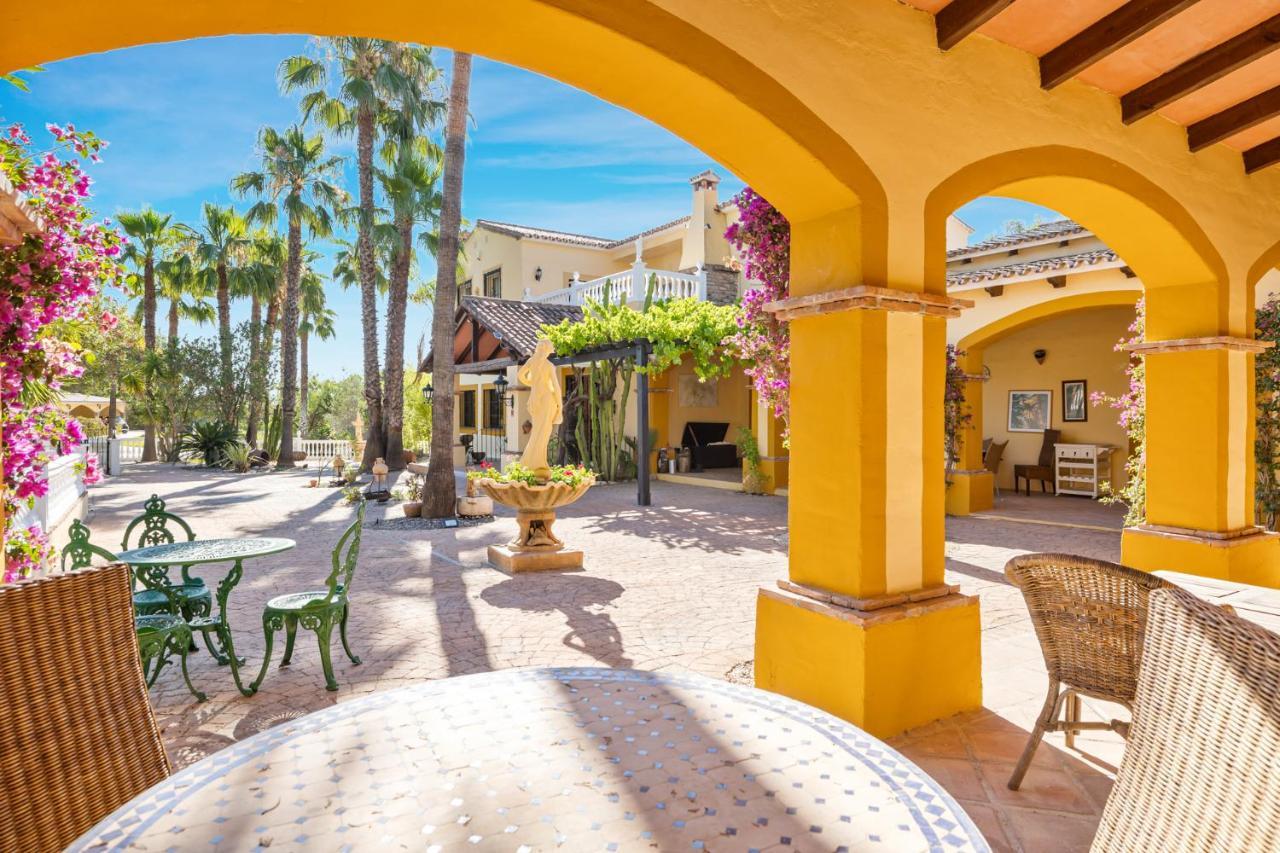 Vila Hacienda De La Siesta Coín Exteriér fotografie