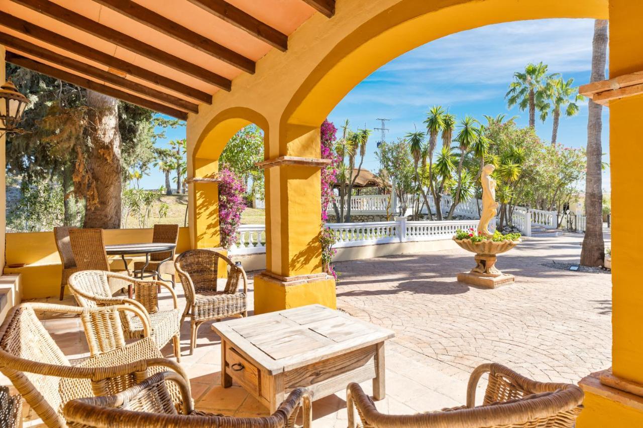 Vila Hacienda De La Siesta Coín Exteriér fotografie